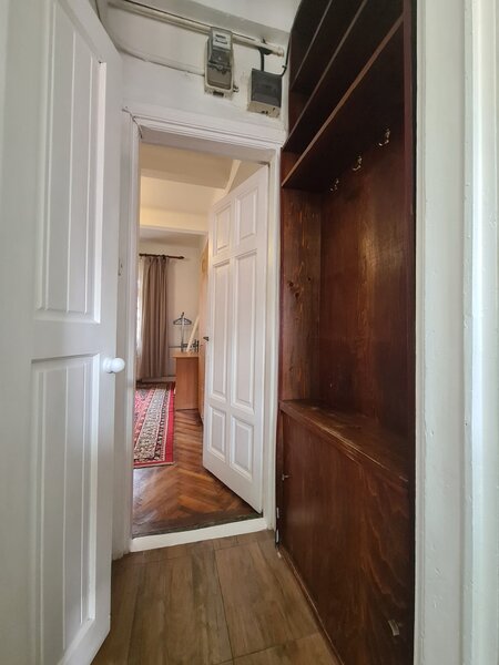 Unirii, Timpuri Noi, garsoniera, centrala proprie.